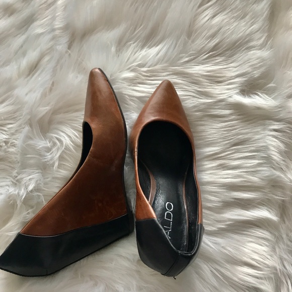 ALDO Black & Brown Wedges - Picture 3 of 5